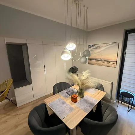 Anna Apartman *
